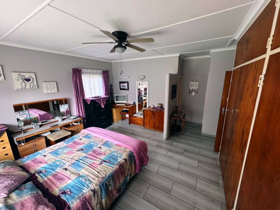 4 Bedroom Property for Sale in Sasolburg Ext 4 Free State